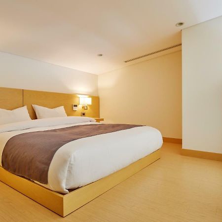 יאנגיאנג The Suites Hotel Naksan מראה חיצוני תמונה