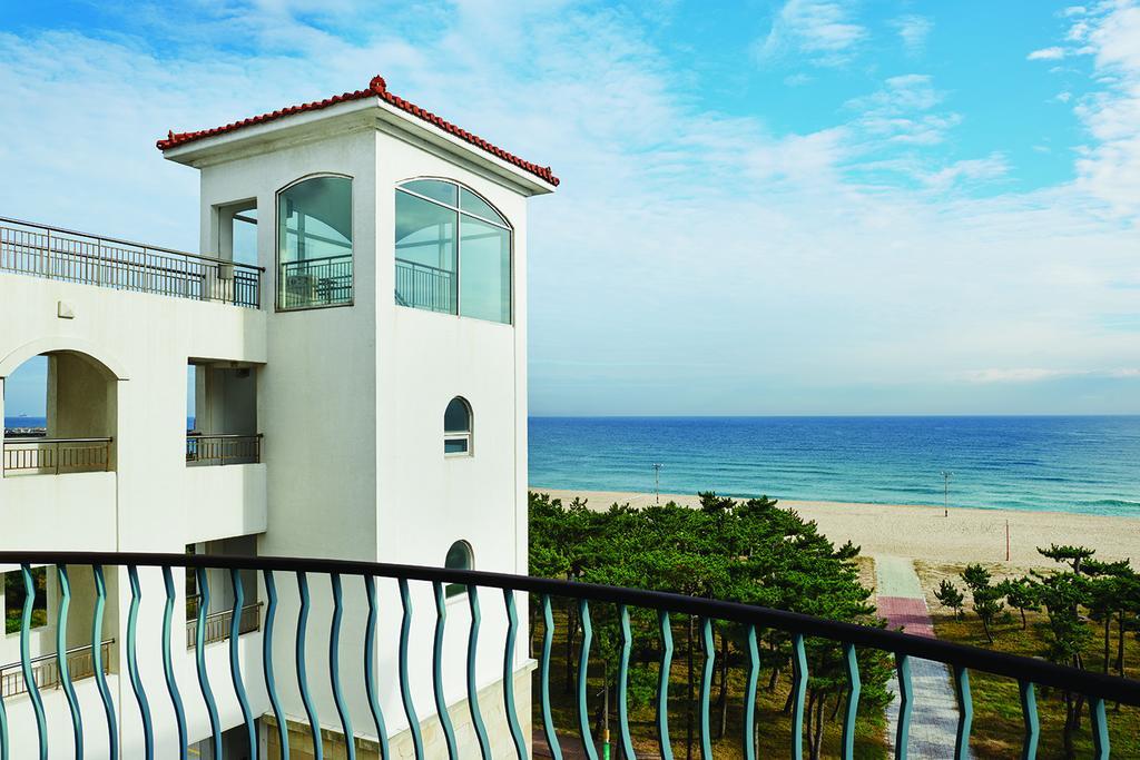 יאנגיאנג The Suites Hotel Naksan מראה חיצוני תמונה